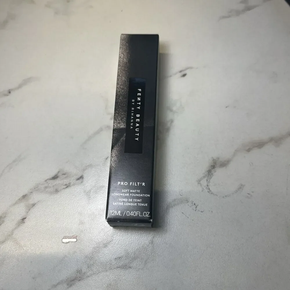 Fenty Beauty Pro Filt'r Soft Matte Longwear Foundation 0.40 fl oz / 12ml #210